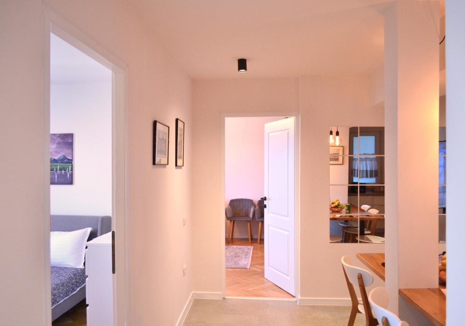 Apartament Mony تيميشورا المظهر الخارجي الصورة